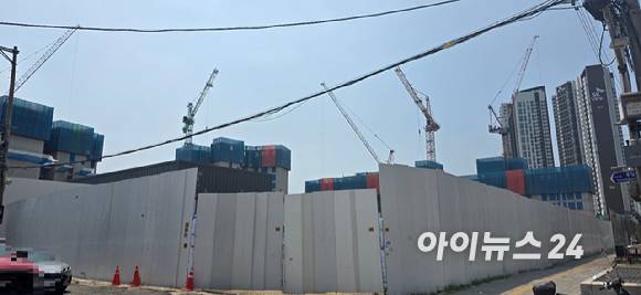 18일 서울 성동구 용답동 청계리버뷰자이 공사가 진행중이다. [사진=이수현 기자]