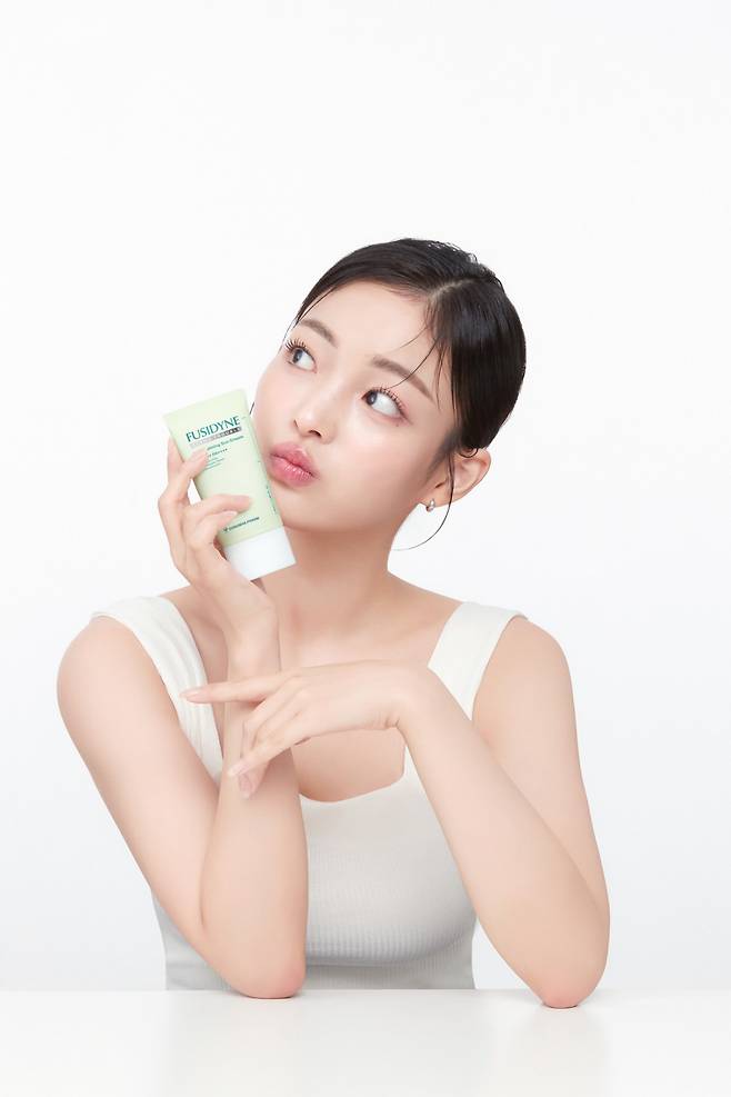 동화약품 ‘후시다인 더마 트러블 징크 카밍 선크림’