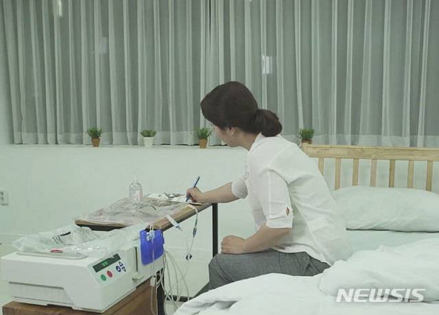 [서울=뉴시스] ﻿﻿우리나라가 초고령 사회에 진입하면서 투석 치료가 필요한 말기콩팥병(만성신부전) 환자가 늘고 있지만 일반인 중 86%는 투석에 대해 잘 모른다는 조사 결과가 나왔다.(사진=박스터 제공) 2025.06.19. photo@newsis.com.