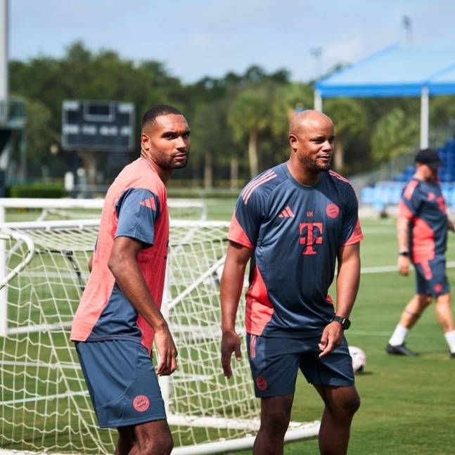 [사진] 뮌헨 데뷔전을 치른 조나단 타 / 뮌헨 SNS