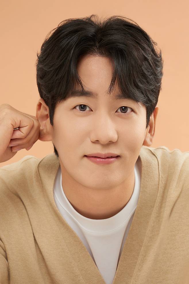 배우 박근록 엔터세븐