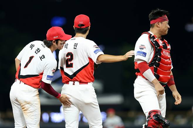 18일 (왼쪽부터) KIA 박찬호, 박민, 김태군. /사진=KIA 타이거즈 제공