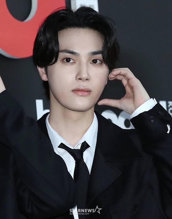 (서울=뉴스1) 권현진 기자 = 더보이즈 주학년이 27일 서울 중구 신라호텔 영빈관에서 열린 ‘빌보드 케이 파워 100(Billboard K POWER 100)’ 행사에 참석해 포즈를 취하고 있다. 2024.8.27/뉴스1  Copyright (C) 뉴스1. All rights reserved. 무단 전재 및 재배포,  AI학습 이용 금지. /사진=(서울=뉴스1) 권현진 기자