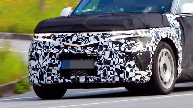 제네시스 GV90 스파이샷