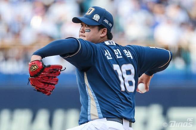 NC 다이노스가 선발투수 신민혁의 7이닝 무실점 호투에 힘입어 잠실 원정에서 위닝 시리즈를 따냈다. NC 다이노스