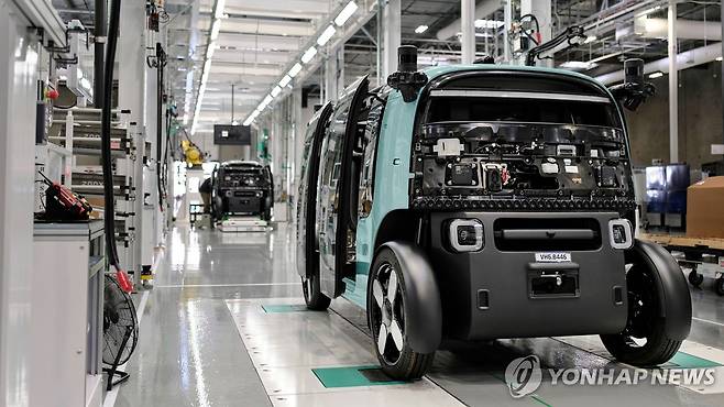 아마존 로보택시 공장 [헤이워드(미 캘리포니아주) AP=연합뉴스]