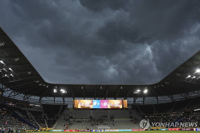 파추카와 잘츠부르크 경기장 날씨 [AP=연합뉴스. 재판매 및 DB 금지]
