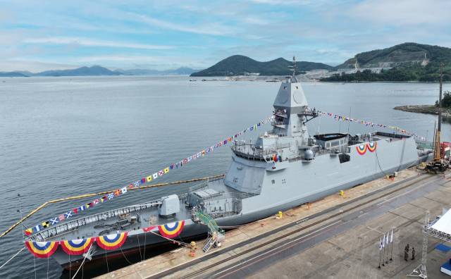 SK오션플랜트는 20일 경남 고성 사업장에서 대한민국 해군 차세대 주력 호위함인 ‘경북함(울산급 Batch-III 2번함)’ 진수식을 열었다. SK오션플랜트 제공