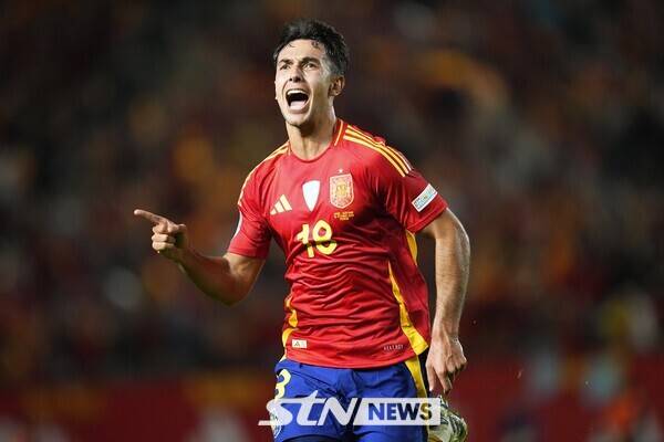 레알 소시에다드 소속의 스페인 국가대표 미드필더 마르틴 수비멘디. 사진┃뉴시스/AP