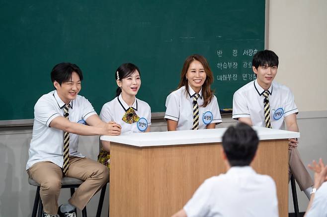 예능 ‘아는 형님’ 이창섭, 정선아, 최정원, 정택운 (제공: JTBC)