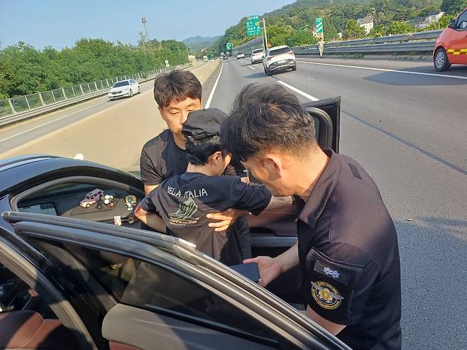 경북119특수대응단 교통사고 부상자 구조