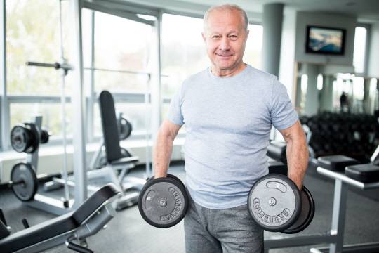 한국생명공학연구원은 운동 중 근육에서 분비되는 단백질 'CLCF1'이 노화를 억제한다는 사실을 규명했다. 아이클릭아트 제공