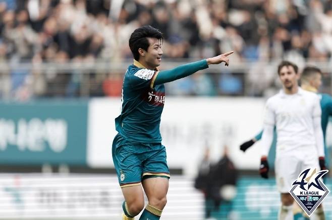 대전하나시티즌에서 프로 생활을 이어왔던 신상은. 신상은은 이제 제주 SK 전방의 한 축을 담당한다. 사진=한국프로축구연맹