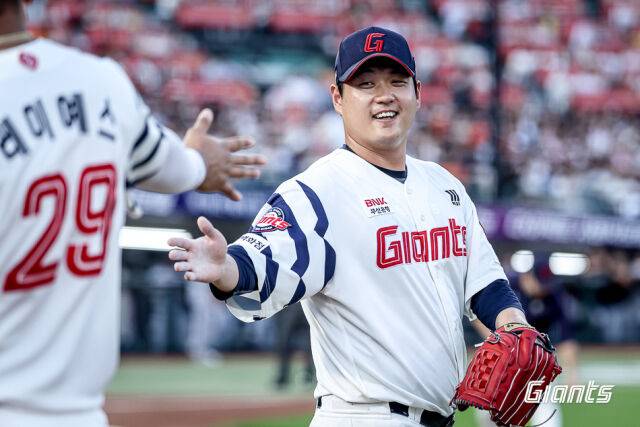 롯데 자이언츠 나균안./롯데 자이언츠