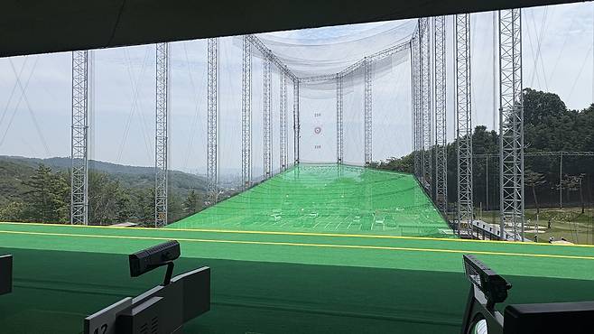 19일 방문한 워커힐 골프클럽의 인도어 연습장. 신현주 기자