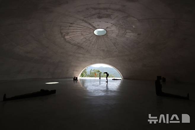 [원주=뉴시스] 박진희 기자 = 19일 강원 원주시 뮤지엄 SAN의 새로운 공간 ‘GROUND’가 처음으로 공개됐다. 2025.06.19. pak7130@newsis.com