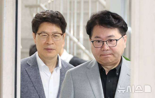 [서울=뉴시스] 김명원 기자 = 이한주 국정기획위원회 위원장이 20일 서울 종로구 국정기획위원회에서 열린 정치행정분과 검찰청 업무보고에 참석하고 있다. (공동취재) 2025.06.20. photo@newsis.com