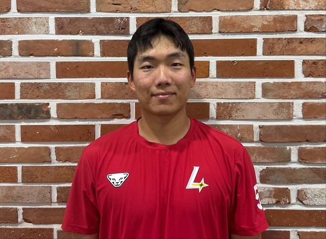 SSG 석정우는 19일 고척 키움과 원정경기에서 교체출전해 11회초 결승 2점 홈런을 터트려 팀 승리에 혁혁한 공을 세웠다. 사진제공｜SSG 랜더스