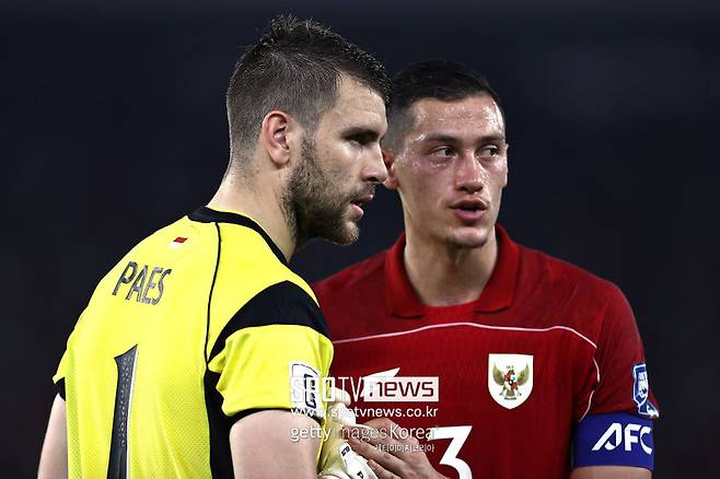 ▲ 인도네시아도 전력 향상을 위해 애쓰고 있다. 패트릭 클루이베르트 감독을 선임한 뒤로 더욱 네덜란드계 혼혈 선수들을 귀화시키는데 열중하고 있다. 이미 대표팀 선발 11자리를 귀화 선수로 채울 수 있는 인도네시아인데 욕심을 멈출 줄 모른다.