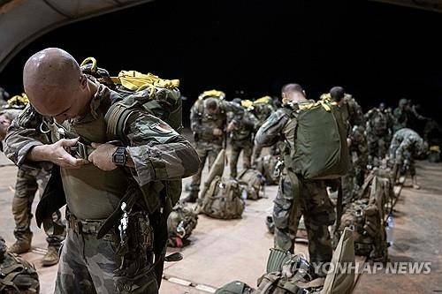 니제르에 주둔했던 프랑스군 [AFP 연합뉴스 자료사진]