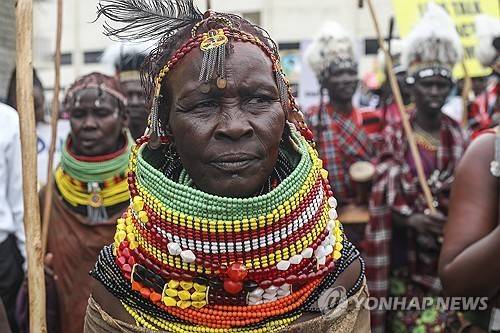 2023년 9월 가뭄 대책 촉구하는 케냐 투르카나 부족 [EPA 연합뉴스 자료사진. 재판매 및 DB 금지]