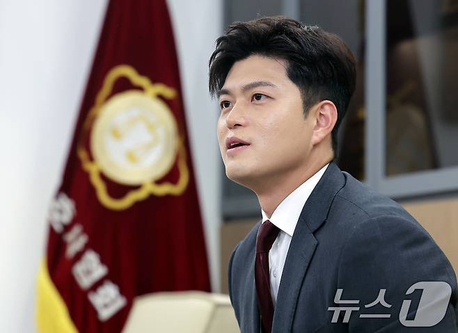 김용태 국민의힘 비상대책위원장이 20일 오후 서울 서초구 대한변호사협회를 찾아 김정욱 협회장과 환담을 나누고 있다.(공동취재) 2025.6.20/뉴스1 ⓒ News1 민경석 기자