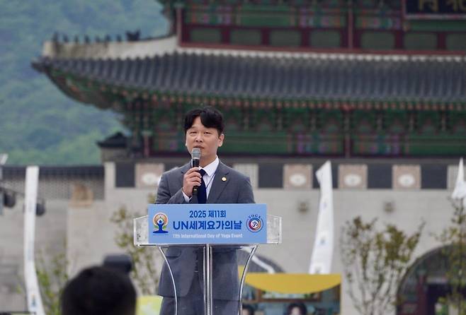 환영사 하는 강승진 대한요가회 회장  [촬영 이동칠]