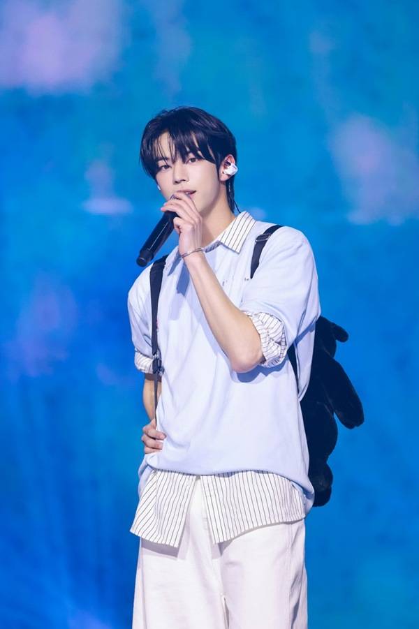 그룹 투어스 도훈 ⓒ플레디스