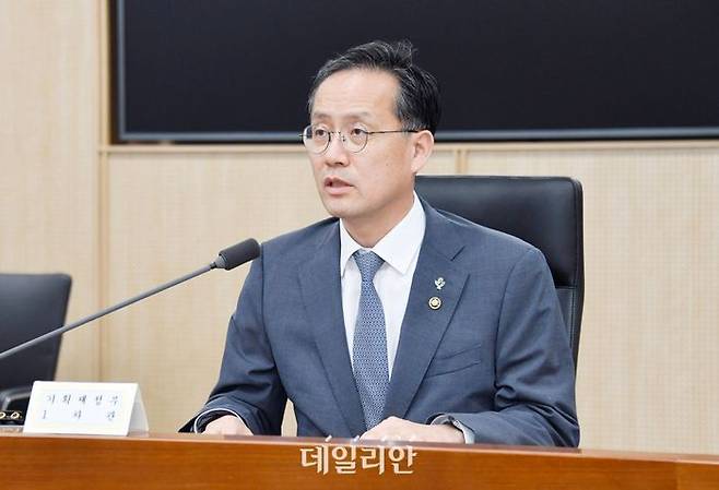 이형일 기획재정부 장관 직무대행 1차관이 제48차 물가관계차관회의를 주재, 모두발언을 하고 있다.ⓒ기획재정부
