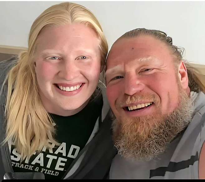 1000021796.png 아빠와 딸의 사랑스러운 셀카샷