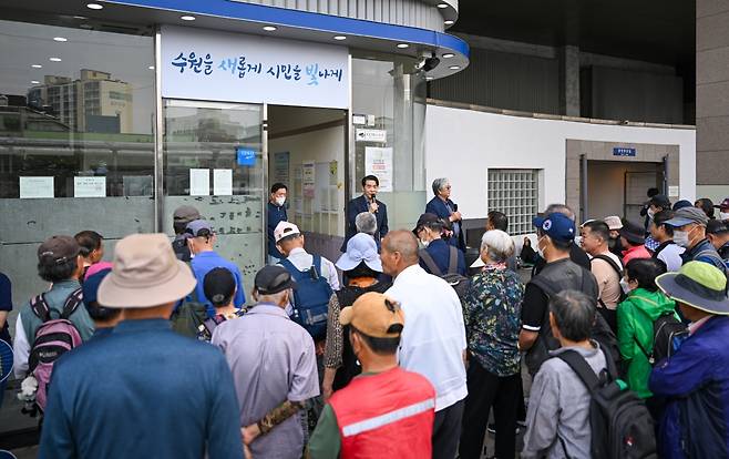 다니엘선교교회와 다니엘선교센터(이사장 이은태 목사)가 사역하고 있는 모습. 수원=신석현 포토그래퍼