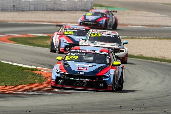 더뉴 아반떼 N TCR [사진출처=현대차]