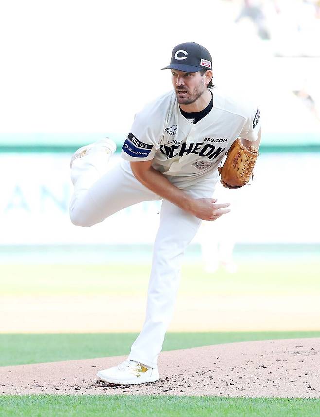 ▲ 기록이 정정된다면 앤더슨은 1점대 평균자책점 진입에 성공한다 ⓒSSG랜더스