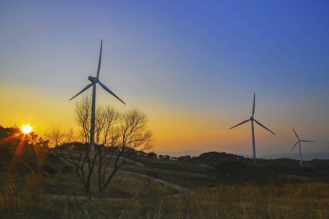 토함산바람길-경주풍력발전소 모습./경주시 제공