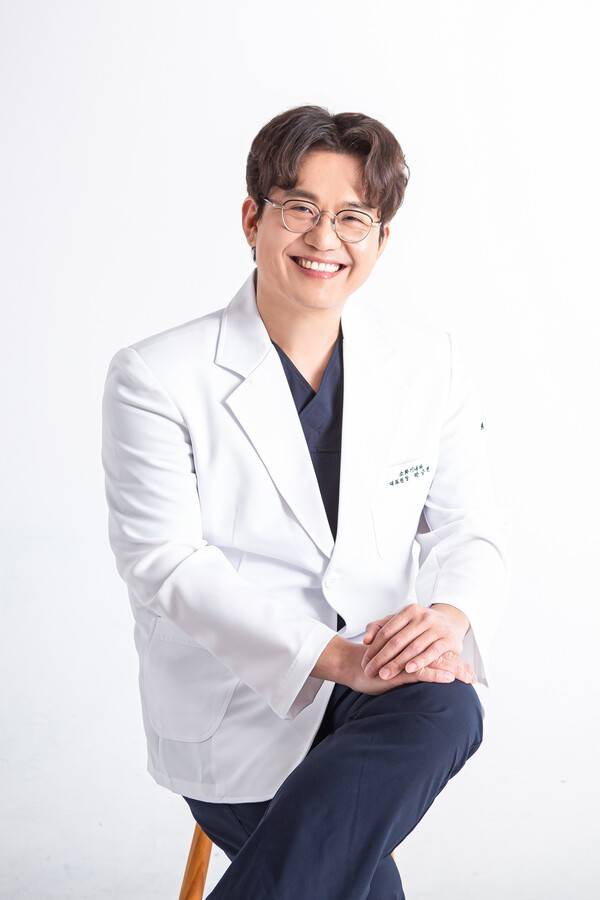내과전문의 박승현 원장 | 출처 : 센텀속시원내과의원