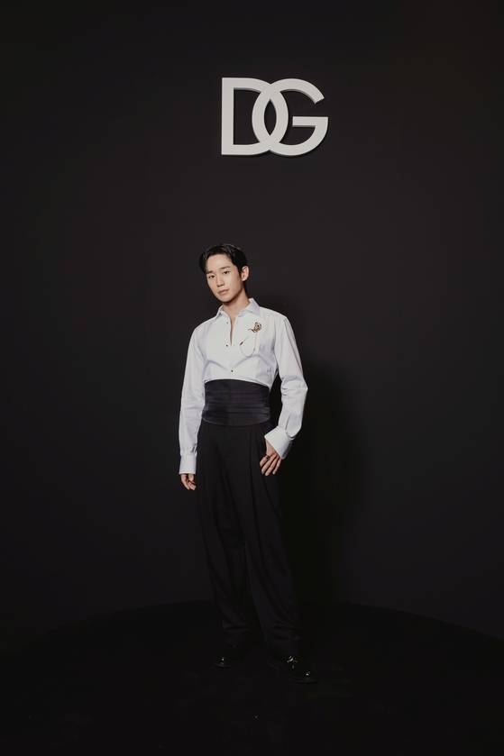 배우 정해인.