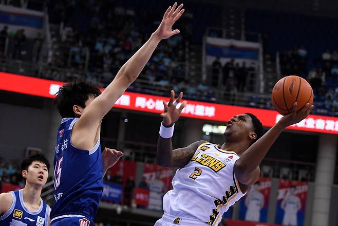 CBA 시절 네이던 나이트의 모습. 사진 | 신화 연합뉴스