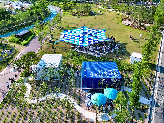 두나무, 환경재단, 한국수목원정원관리원이 기획한 '시드볼트 NFT 컬렉션'과 '디지털 치유정원'. /환경재단