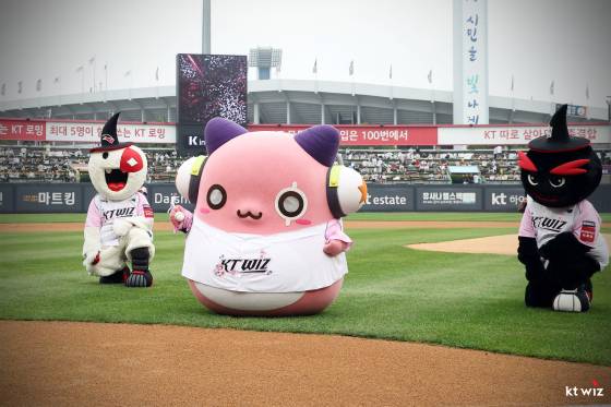 넥슨 메이플스토리, kt wiz와 브랜드데이 개최[제공=kt wiz]