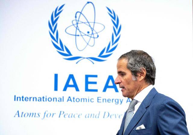 라파엘 그로시 사무총장이 회의 참석을 위해 오스트리아 비엔나 국제원자력기구(IAEA) 본부에 도착했다. 비엔나=AFP 연합뉴스