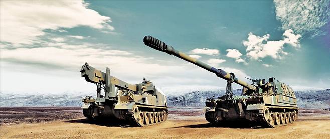 한화에어로스페이스의 K9 자주포와 K10 탄약운반차.  한화에어로스페이스 제공