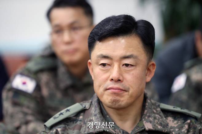 12·3 불법계엄 당일 중앙선거관리위원회 등에 군 병력을 투입한 혐의를 받는 문상호 전 정보사령관이 지난해 12월10일 국회 국방위원회 긴급현안질의에 출석하고 있다. 박민규 선임기자