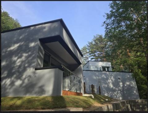 시설 개선된 국립방태산자연휴양림의 연립동 외부 모습./사진제공=국립자연휴양림관리소