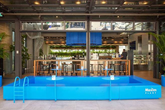 [서울=뉴시스] 맥심플랜트 1층 전경. (사진=동서식품) 2025.06.23. photo@newsis.com  *재판매 및 DB 금지