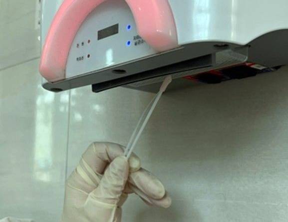 고속도로휴게소 손건조기 시료 채취. 경기도보건환경연구원