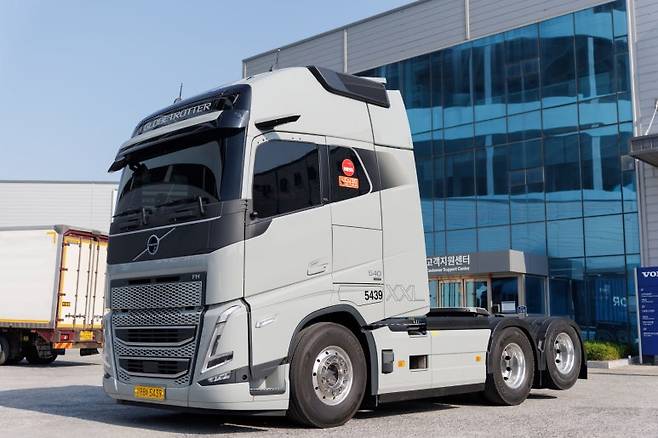볼보트럭이 장거리 운송 고객을 위한 FH 글로브트로터 XXL캡을 출시했다. 사진=볼보트럭코리아