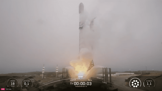 텔레픽스-LK삼양의 심우주항법용 차세대 AI 별추적기가 실린 스페이스X 팰컨9 발사 23초 후 모습.(사진=텔레픽스)