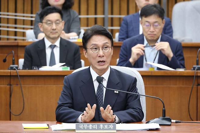 (서울=뉴스1) 김민석 국무총리 후보자가 24일 서울 여의도 국회에서 열린 인사청문회에 출석해 의원 질의에 답하고 있다. 2025.6.24/뉴스1