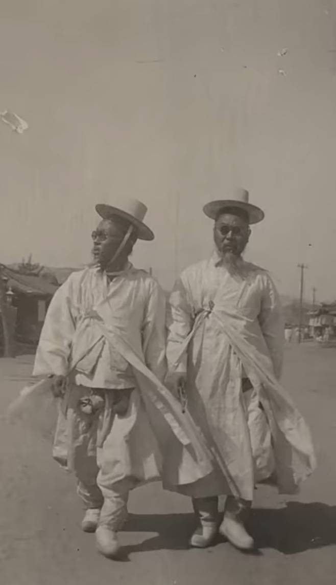 한국 롱다리 민족 일까? 키 순위