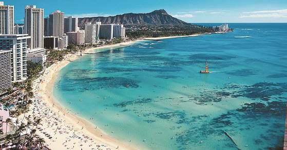 하와이 오아후섬 명소 와이키키 해변. 사진 하와이 관광청
